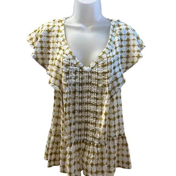 a.n.a Cream and Gold Flutter Sleeve Blouse - Picture 1 of 4